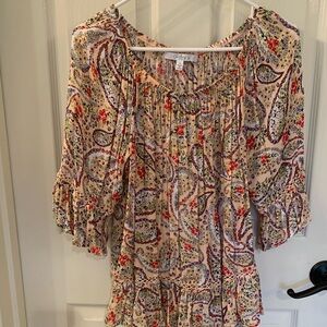 Women’s Top, Large. Summer and Lightweight